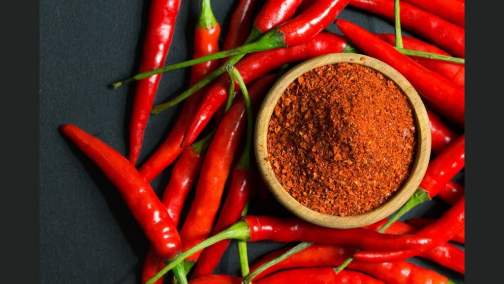 Red Chili Uses, Advantages, and Side Effects Explained